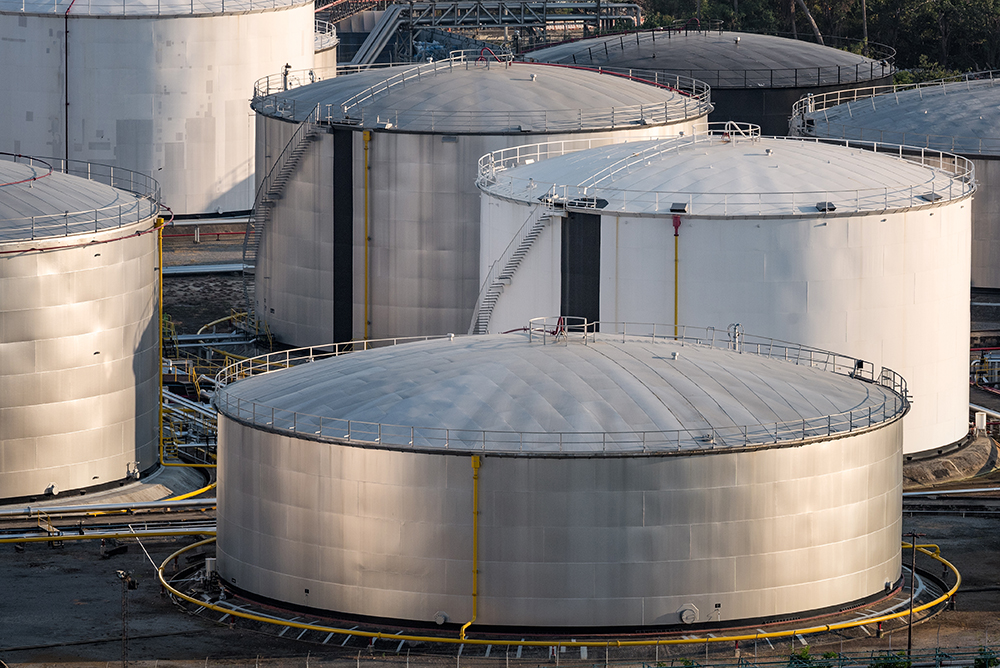 Oil and Gas Environmental Compliance Beyond Air: Waste, Water, Chemicals, and State Rules